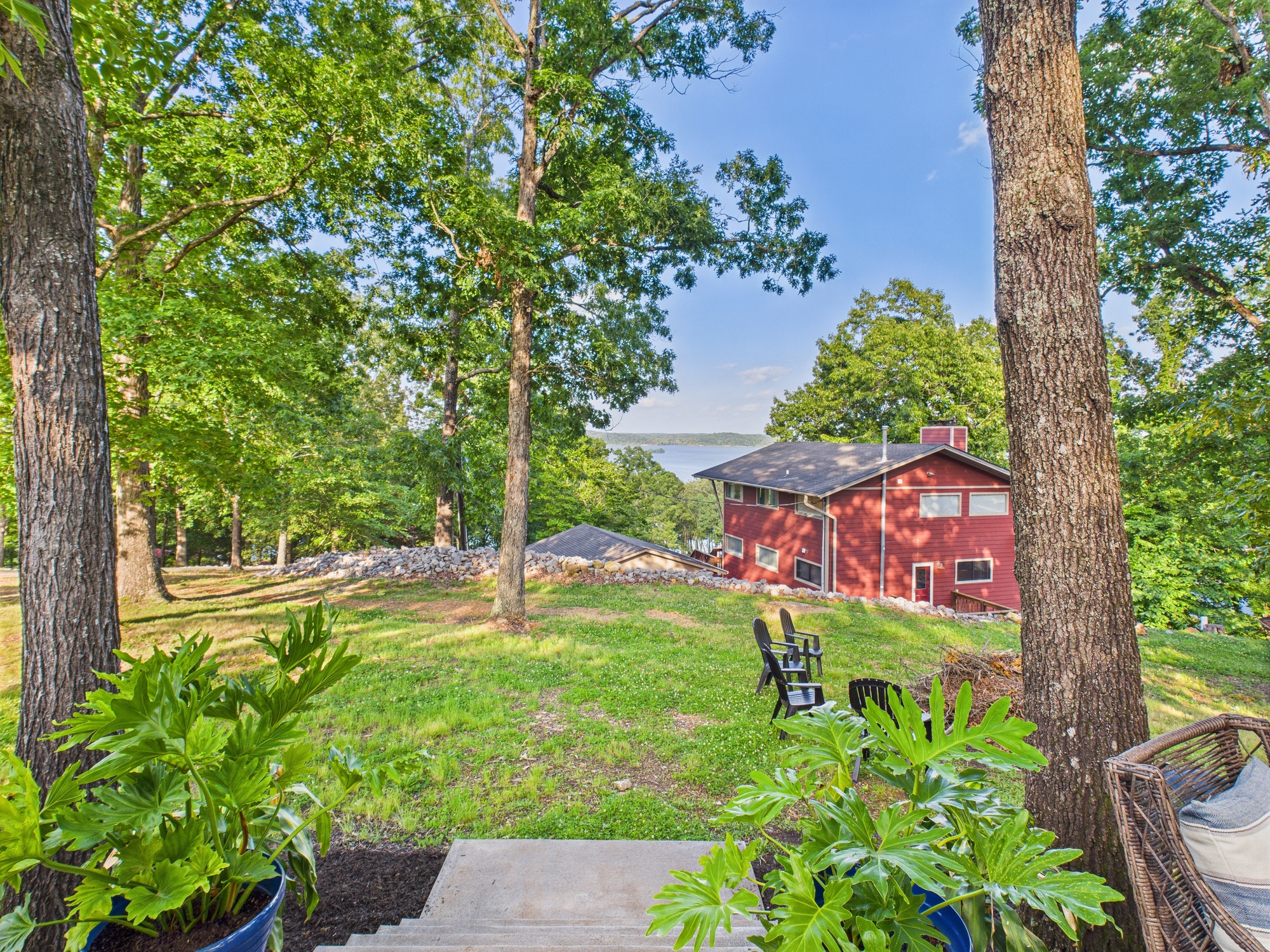 farmhouse 17